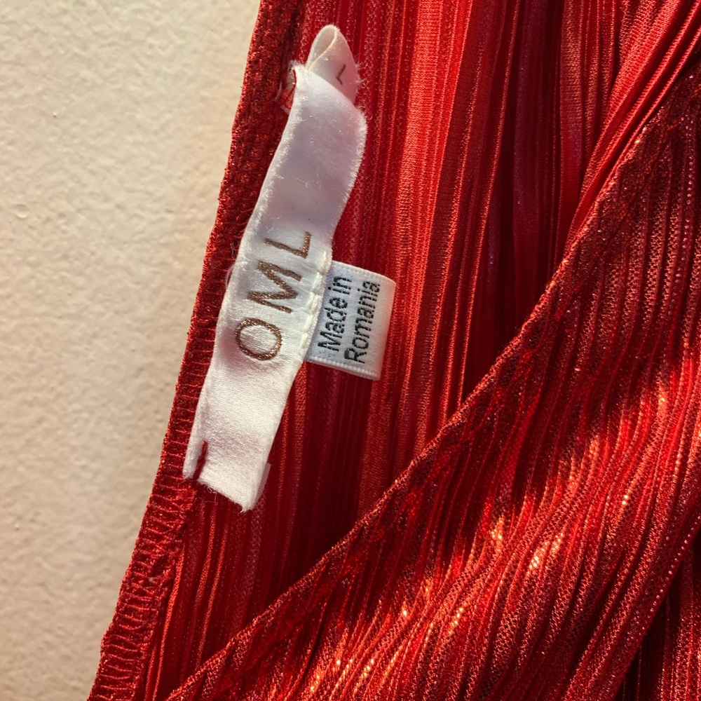 Oh My Love Red Metallic Pleated Dress - Picture 5 of 8